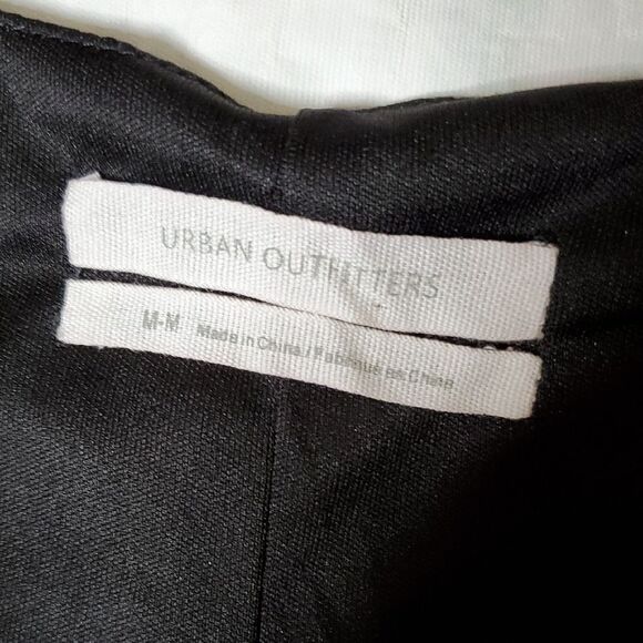 Urban Outfitters Black & Tan Dot MIDI - Picture 2 of 8